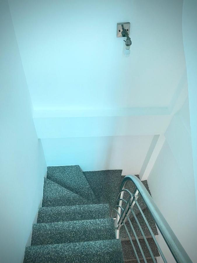 Omo House - Old Quarter - Easy Self Checkin Bed & Breakfast Hanoi Bagian luar foto