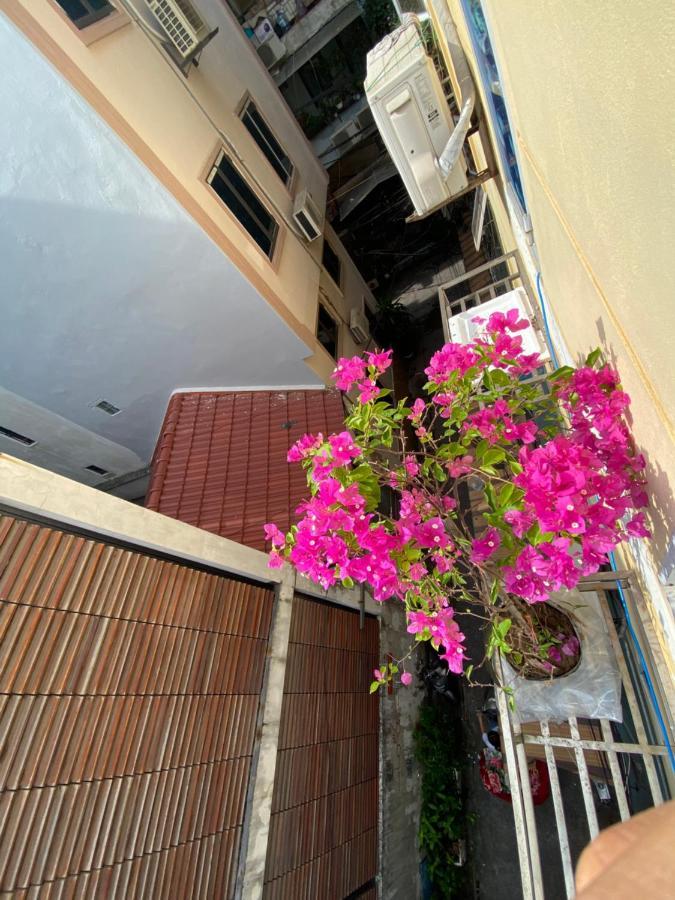 Omo House - Old Quarter - Easy Self Checkin Bed & Breakfast Hanoi Bagian luar foto
